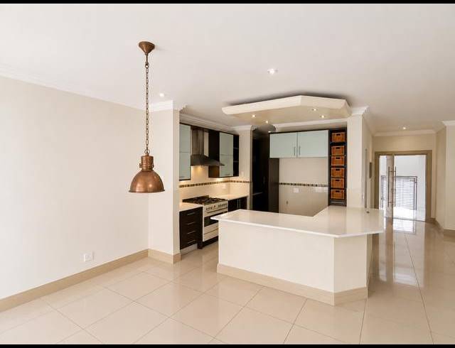 3 BEDROOM CLUSTER FOR SALE IN BRYANSTON